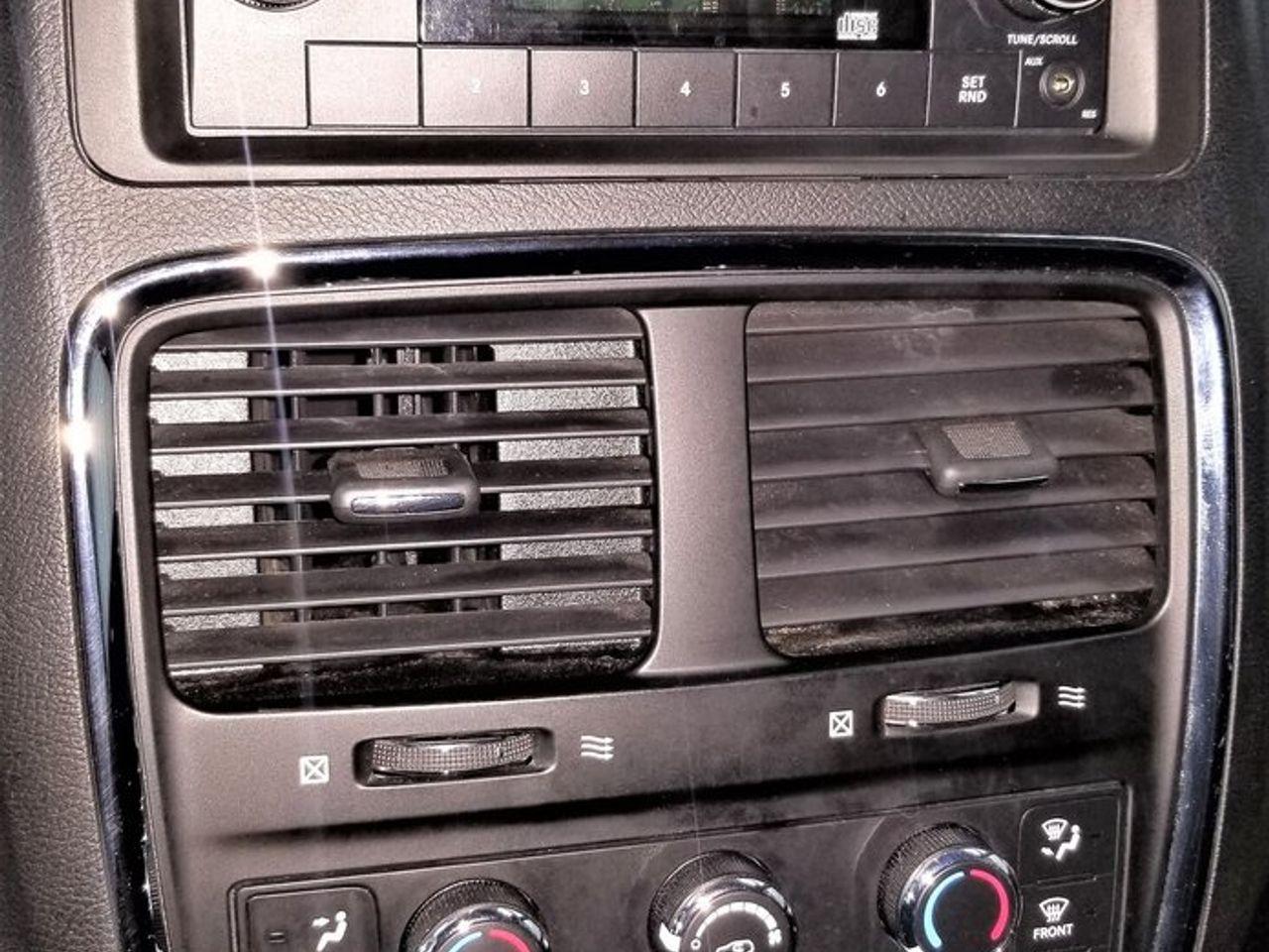 2017 Dodge Grand Caravan SE-4