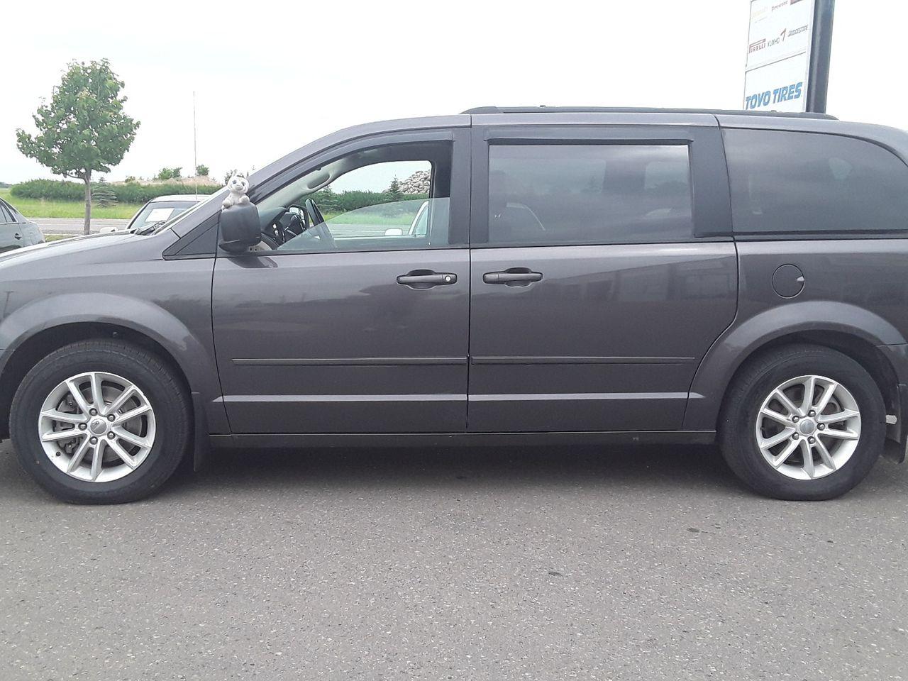 2017 Dodge Grand Caravan SE-1