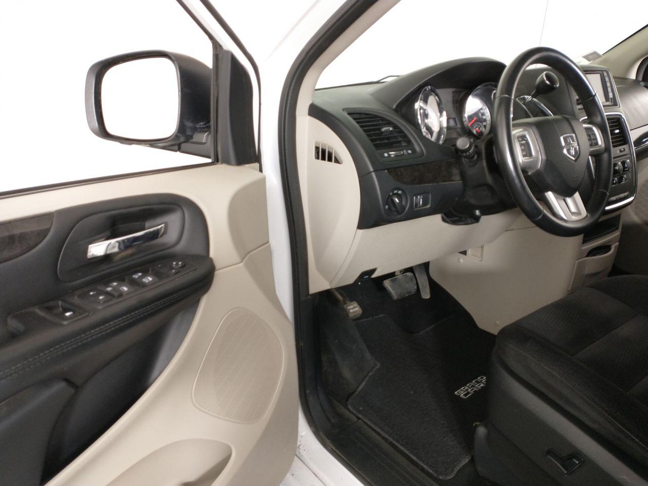 2017 Dodge Grand Caravan -3