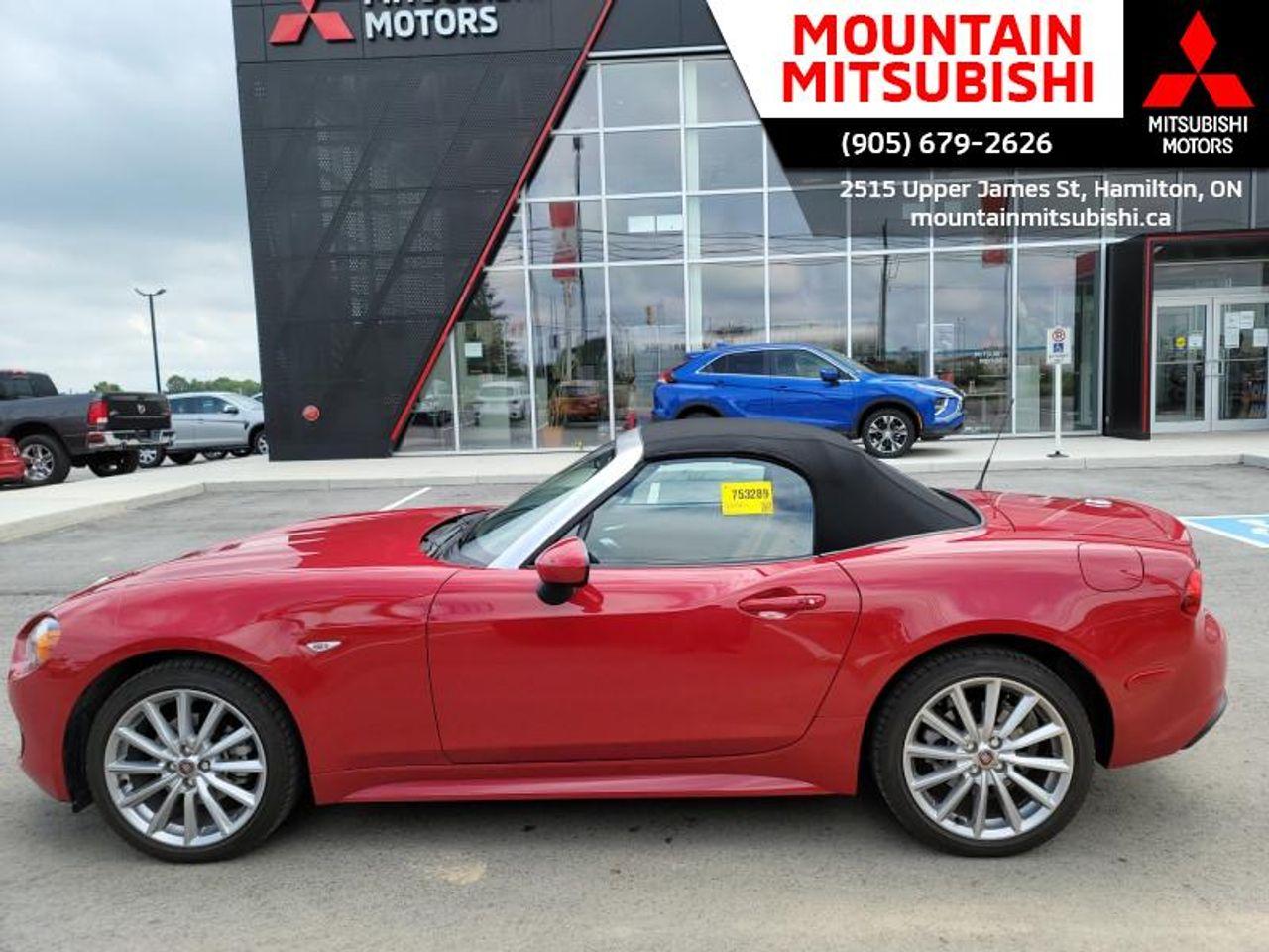 2017 FIAT 124 Spider Lusso-4