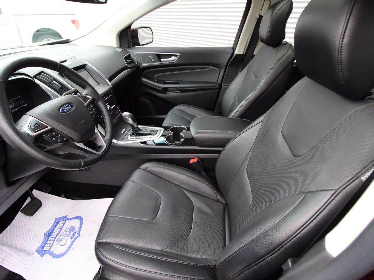 2017 Ford Edge Titanium-4