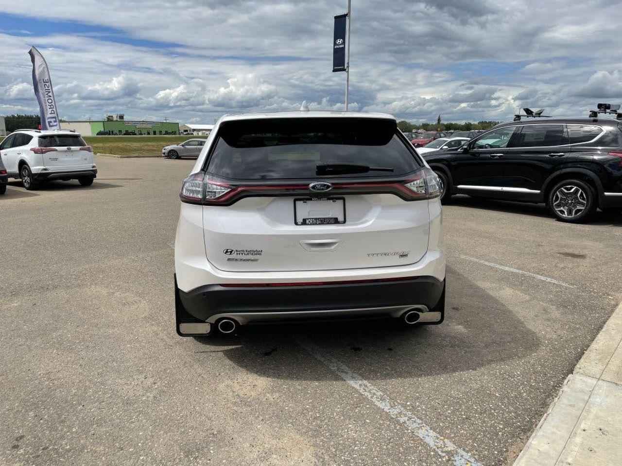 2017 Ford Edge Titanium-4