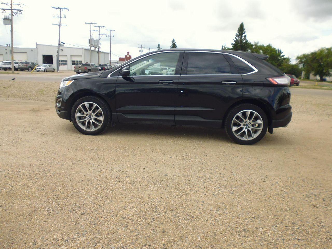 2017 Ford Edge Titanium-2
