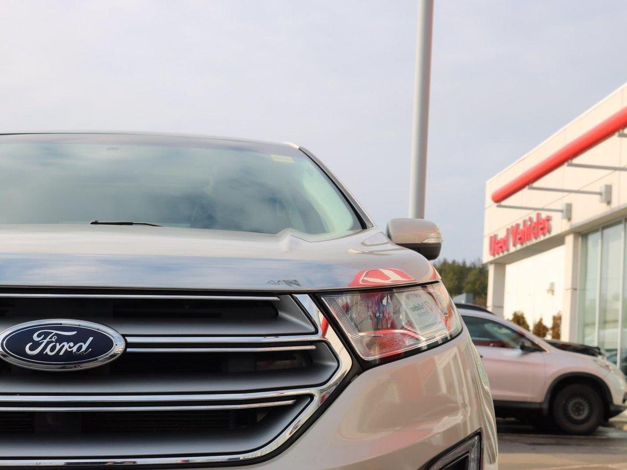2017 Ford Edge Titanium-4