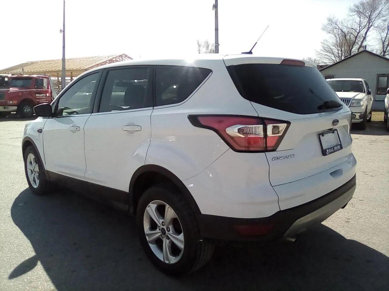 2017 Ford Escape SE-2