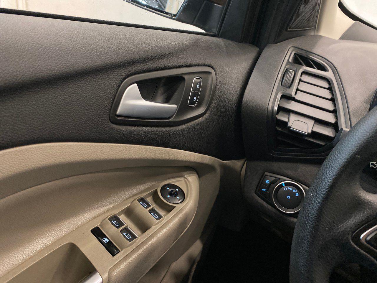 2017 Ford Escape SE-3