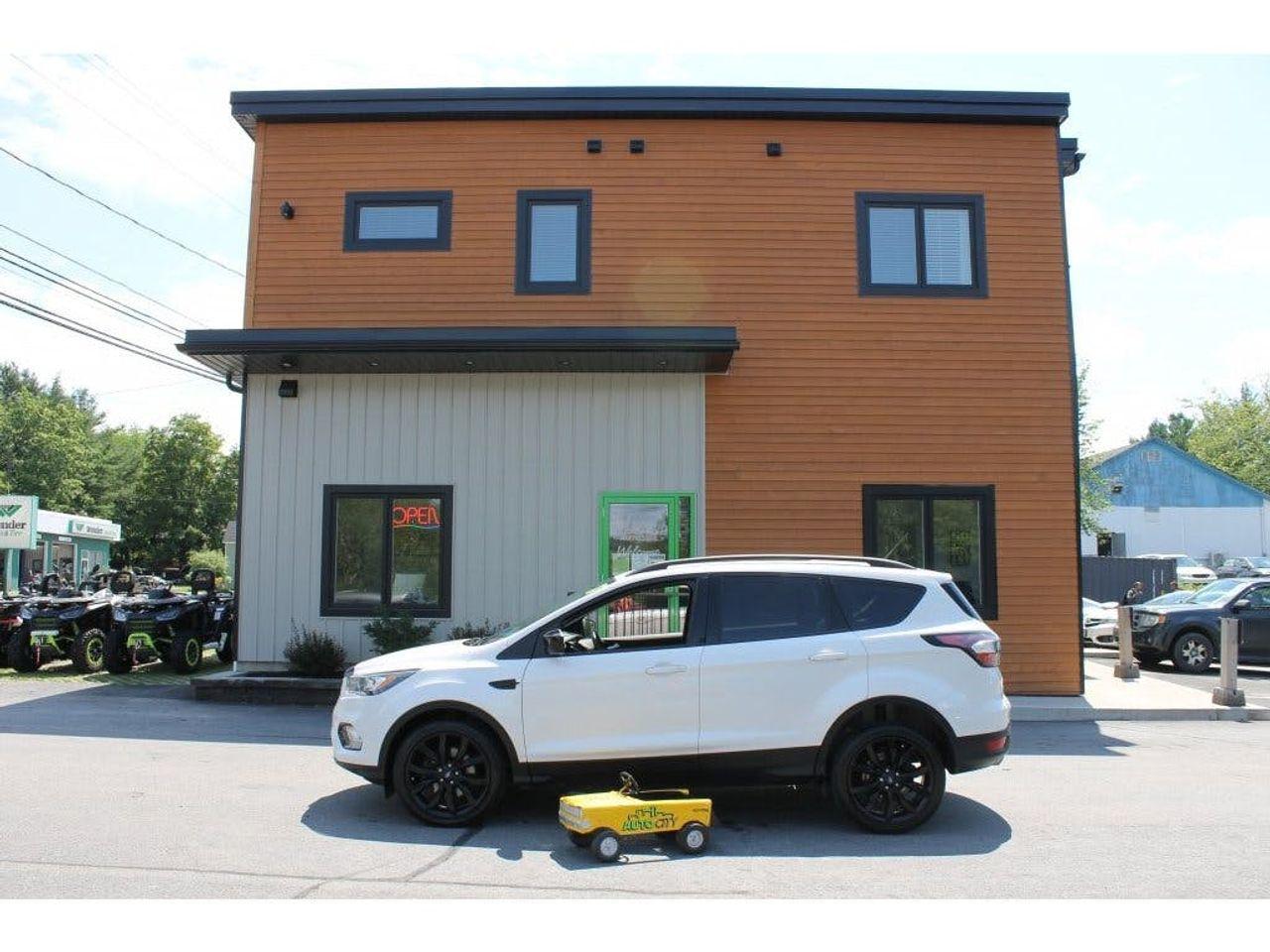 2017 Ford Escape SE-0