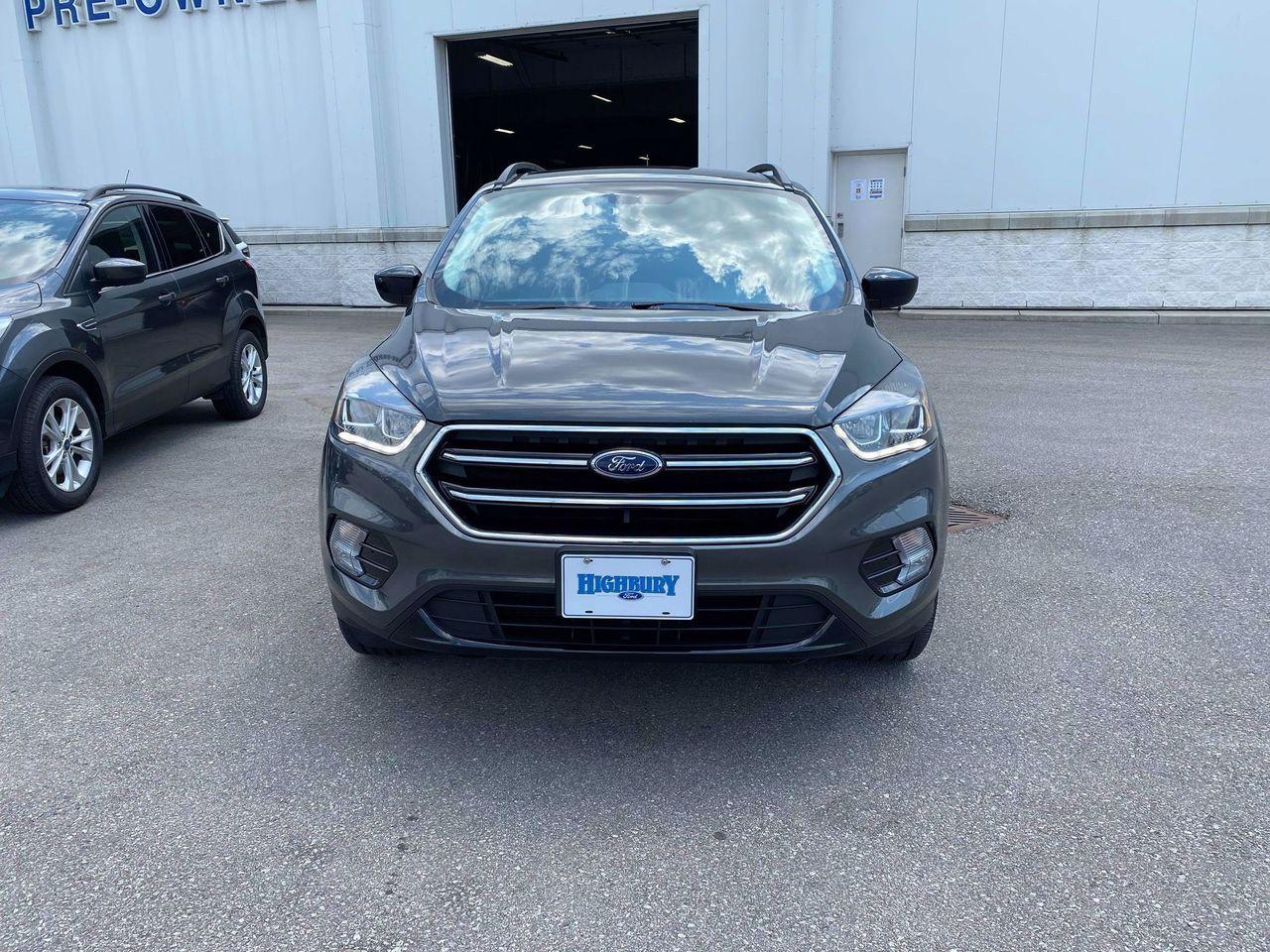 2017 Ford Escape SE Sport-1