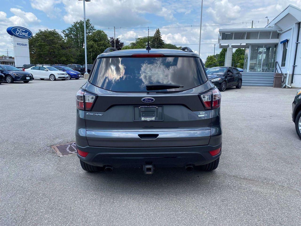 2017 Ford Escape SE Sport-4