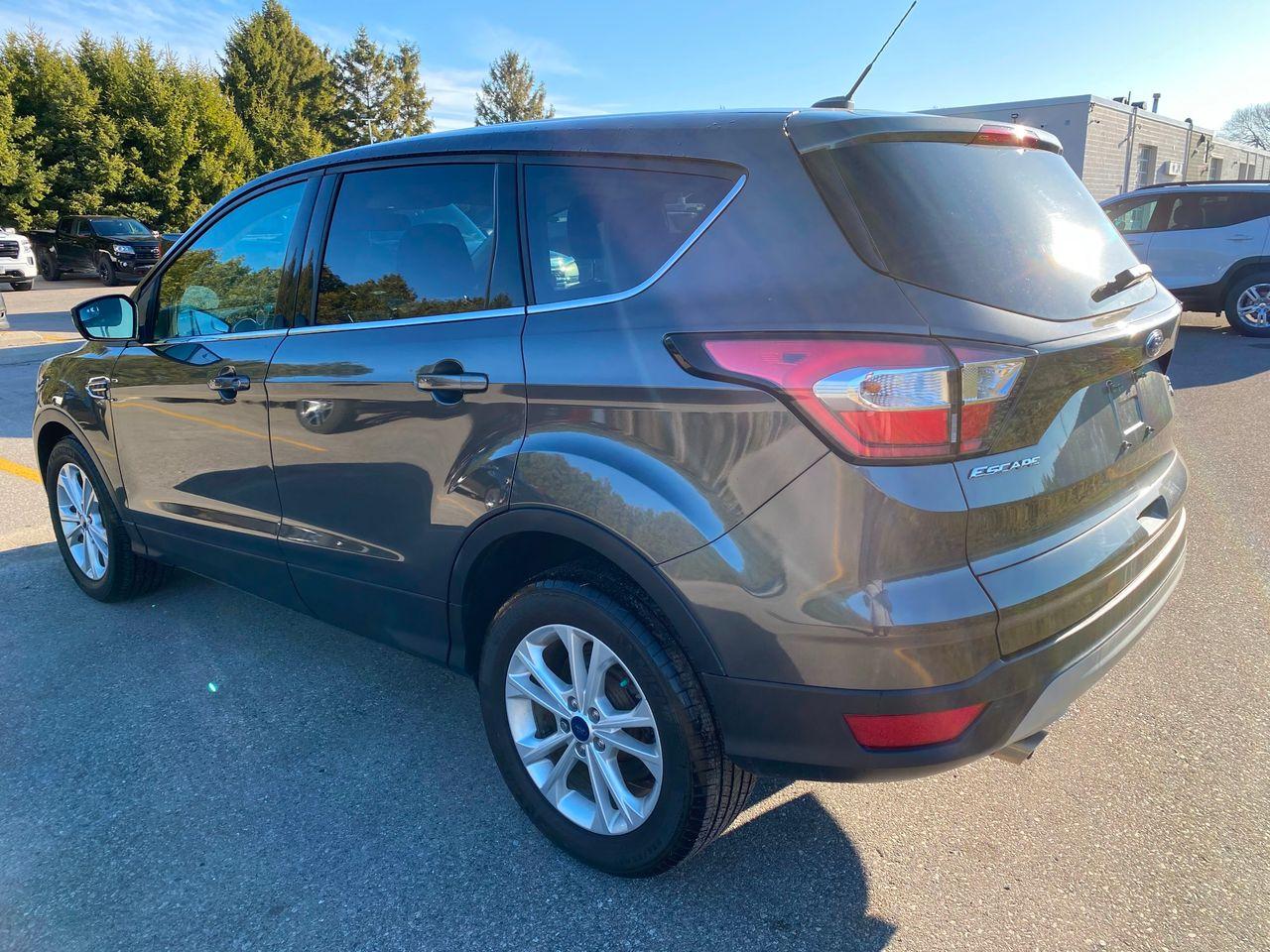 2017 Ford Escape SE-3