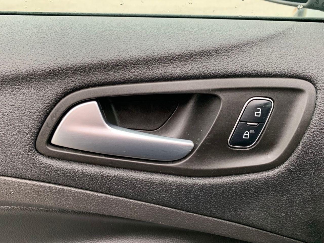 2017 Ford Escape SE-1