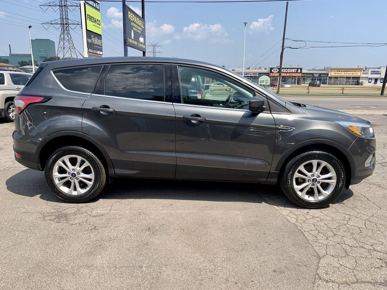 2017 Ford Escape SE-2