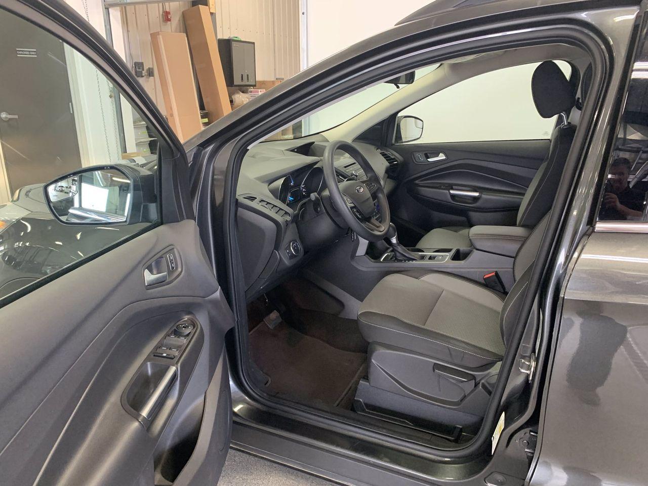 2017 Ford Escape SE-3