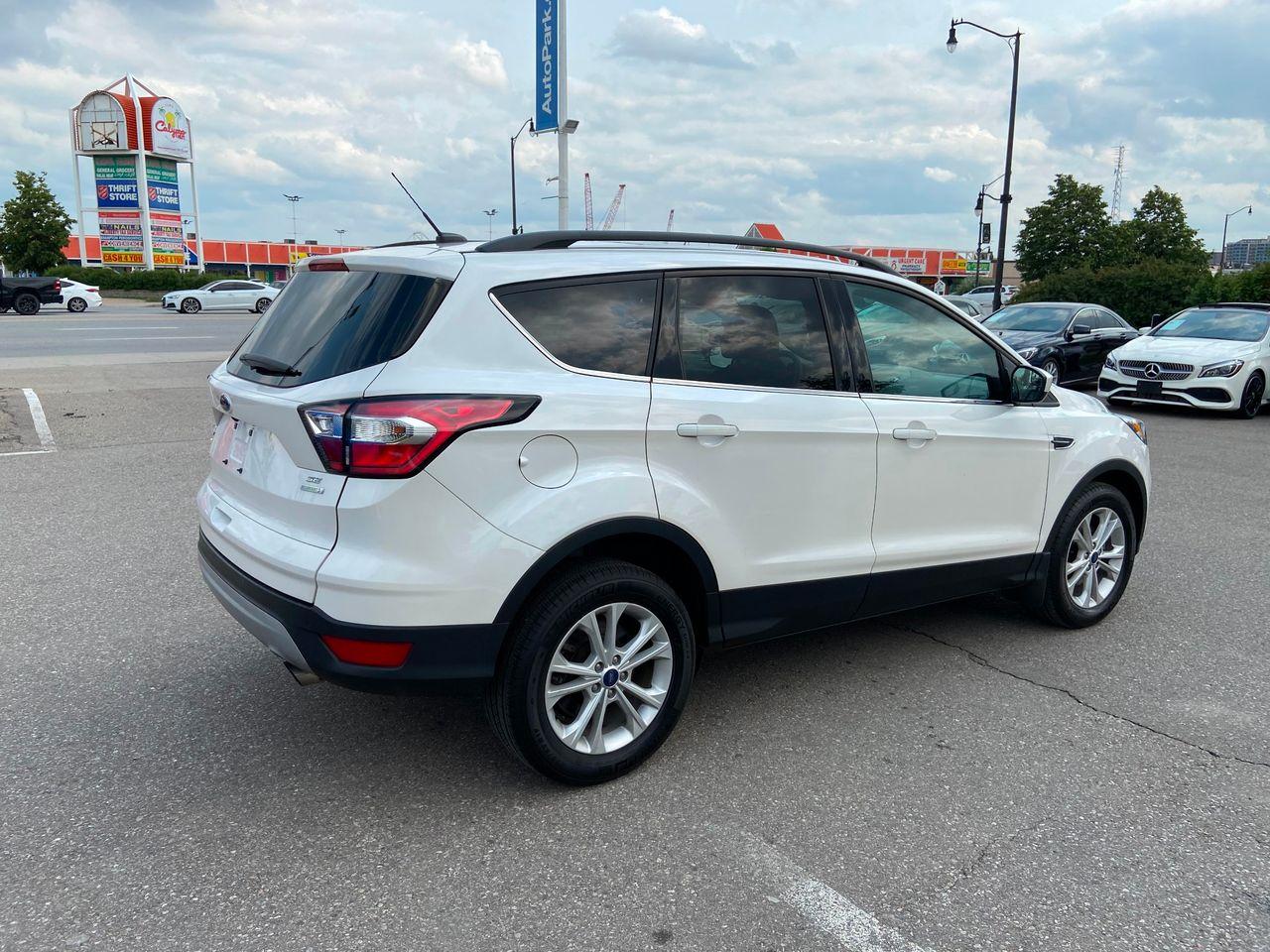 2017 Ford Escape SE-3