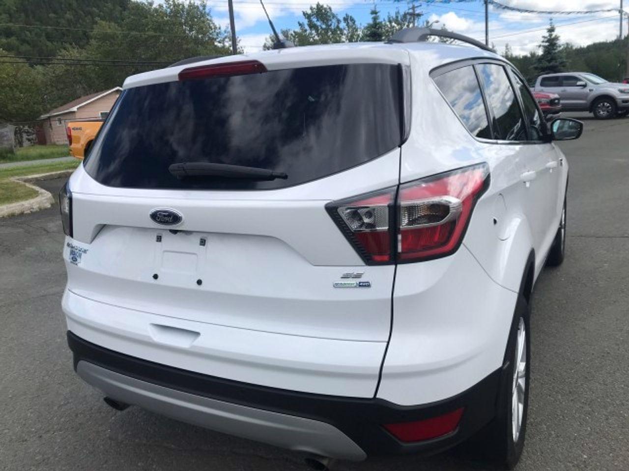 2017 Ford Escape SE-2
