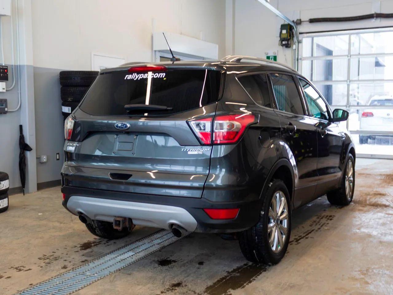 2017 Ford Escape Titanium-3