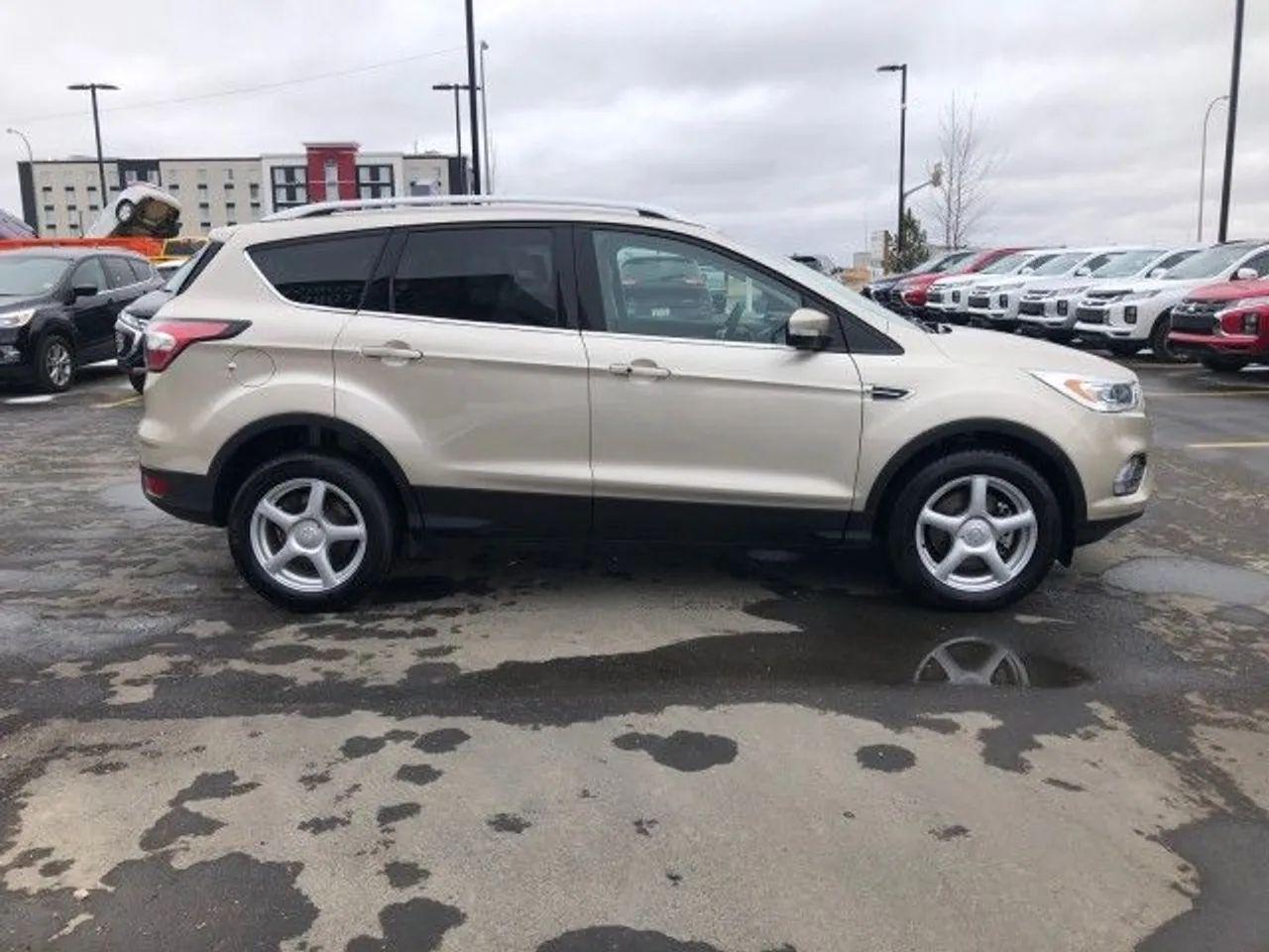 2017 Ford Escape Titanium-3
