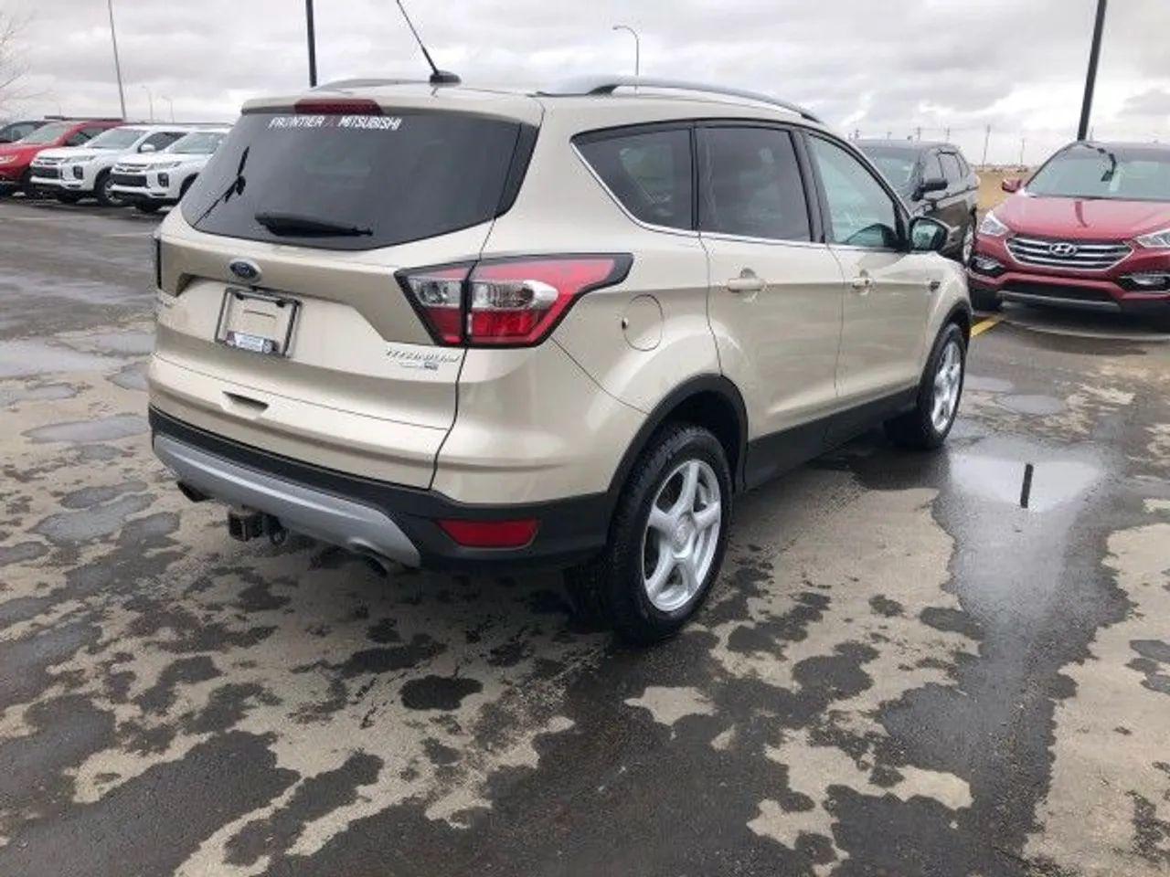 2017 Ford Escape Titanium-4