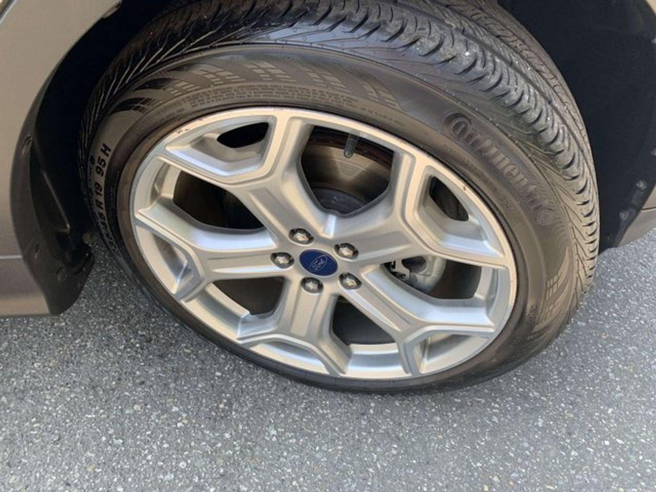 2017 Ford Escape Titanium-3