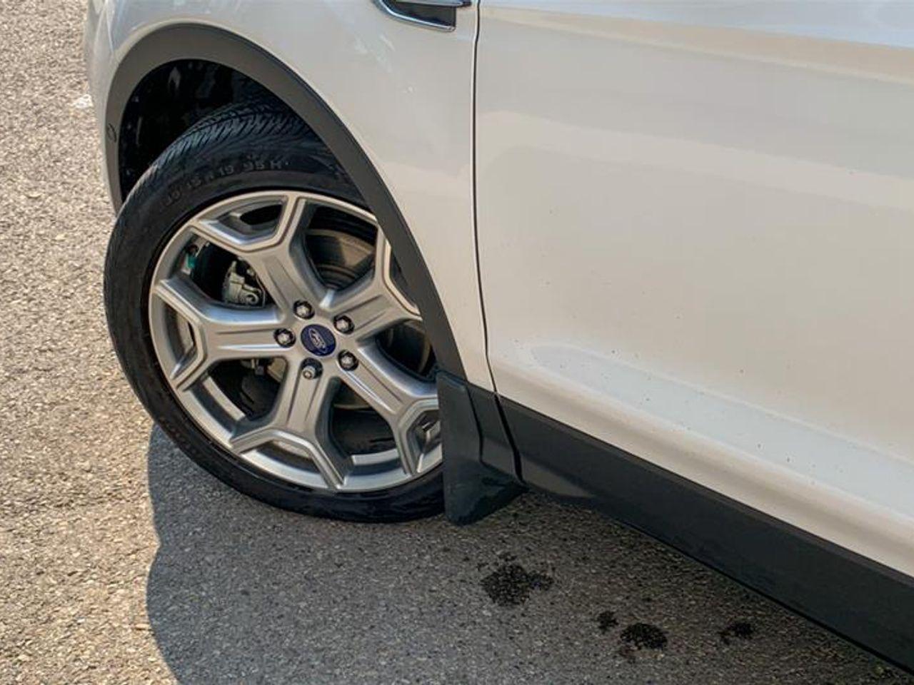 2017 Ford Escape Titanium-3