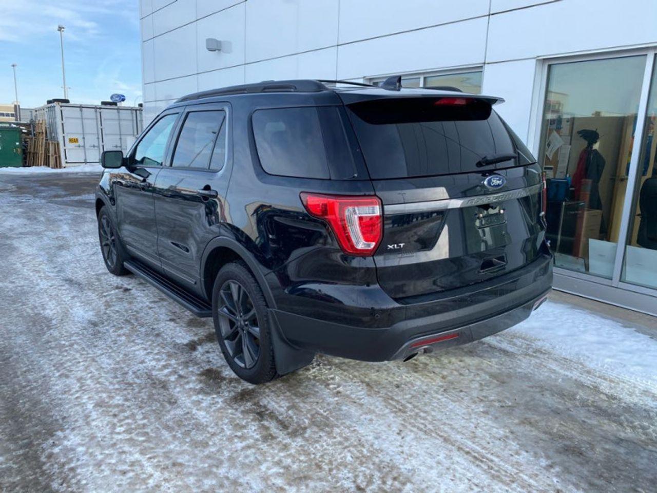 2017 Ford Explorer -3