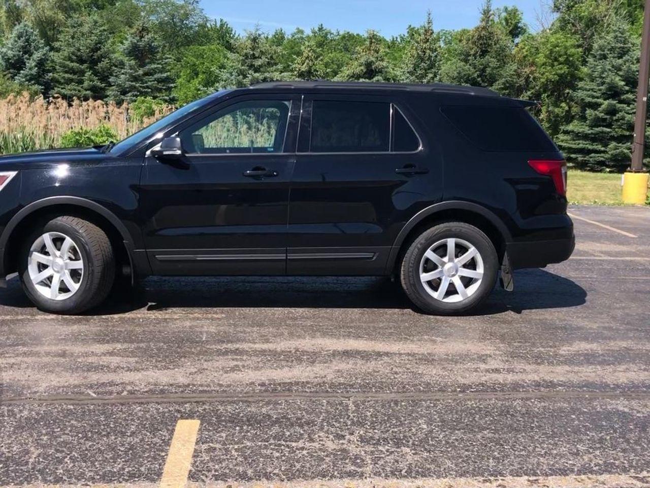 2017 Ford Explorer -4