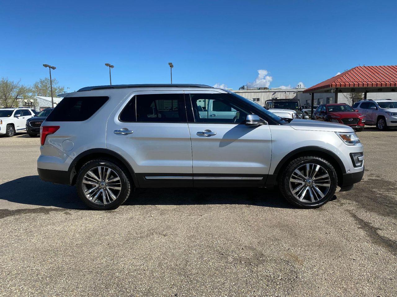 2017 Ford Explorer Platinum-3