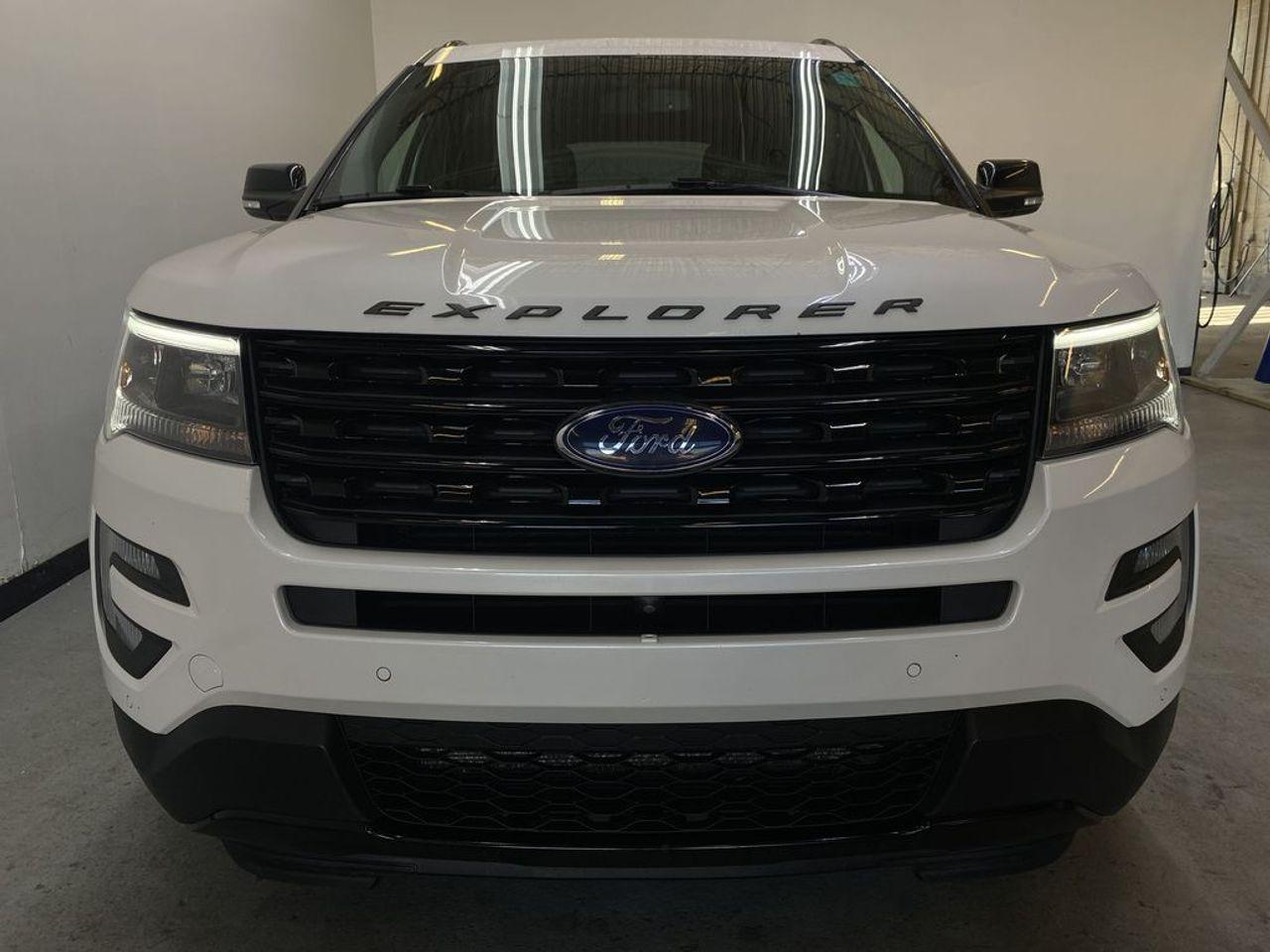 2017 Ford Explorer Sport-3