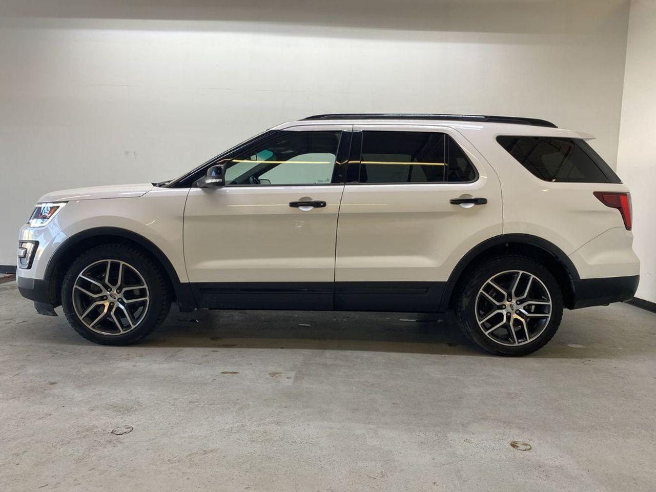 2017 Ford Explorer Sport-4