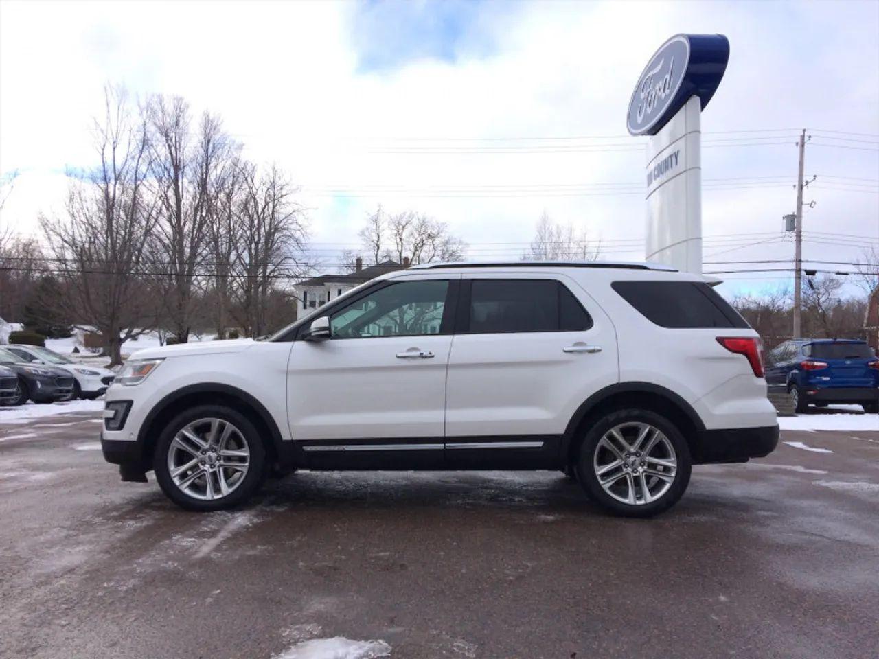 2017 Ford Explorer -4