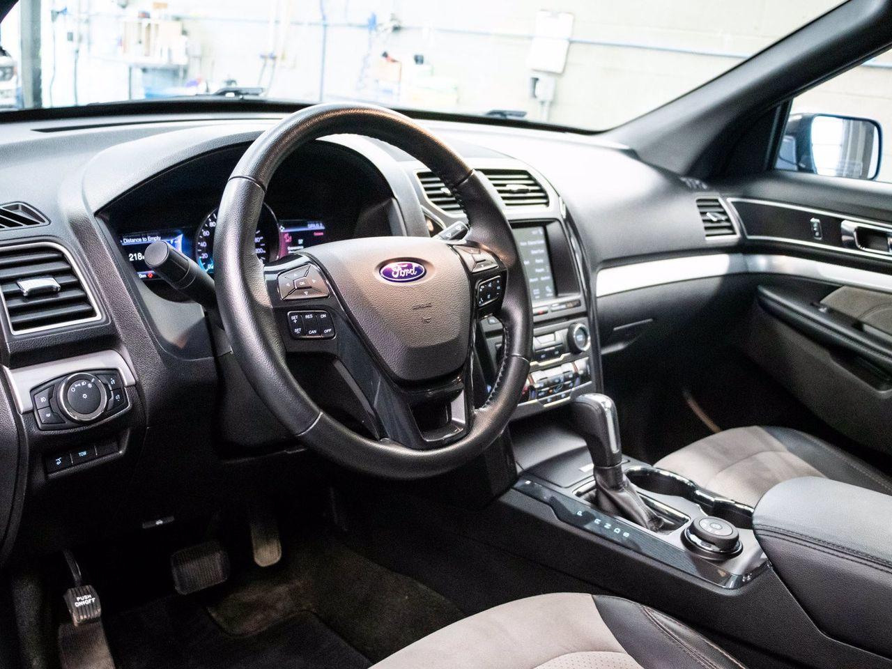 2017 Ford Explorer XLT-3