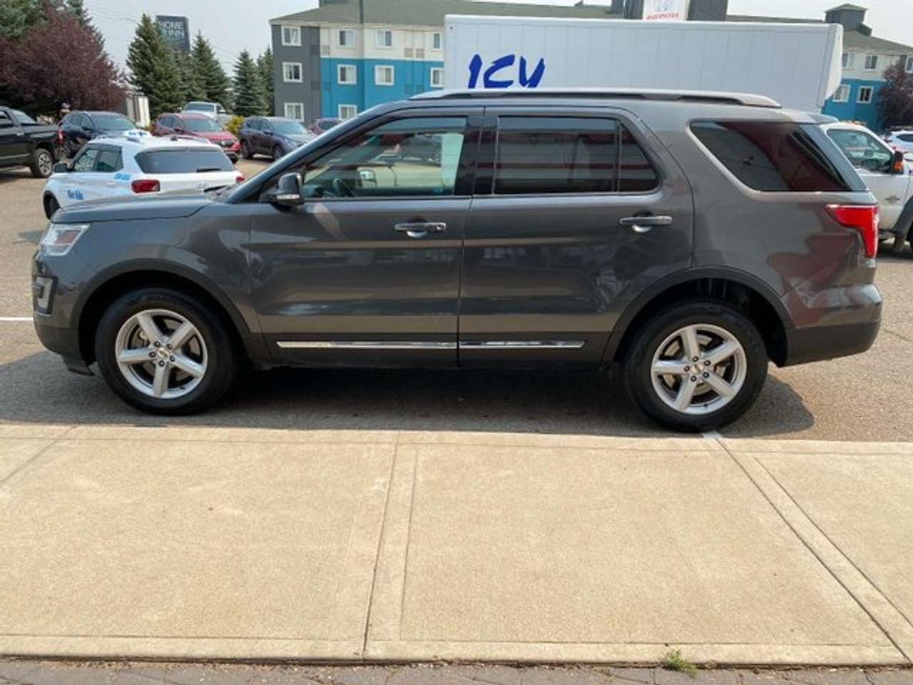 2017 Ford Explorer XLT-4