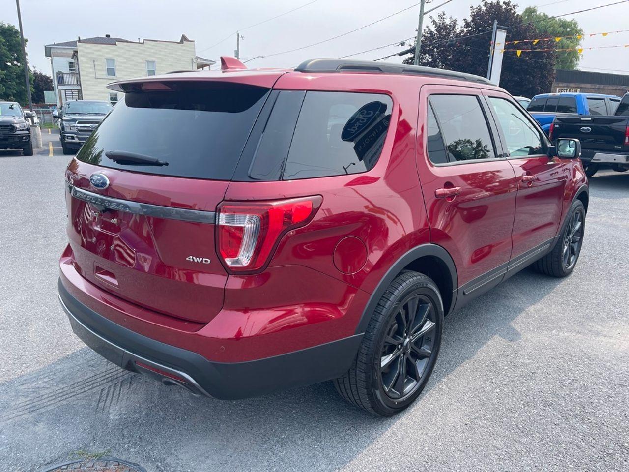 2017 Ford Explorer XLT-2
