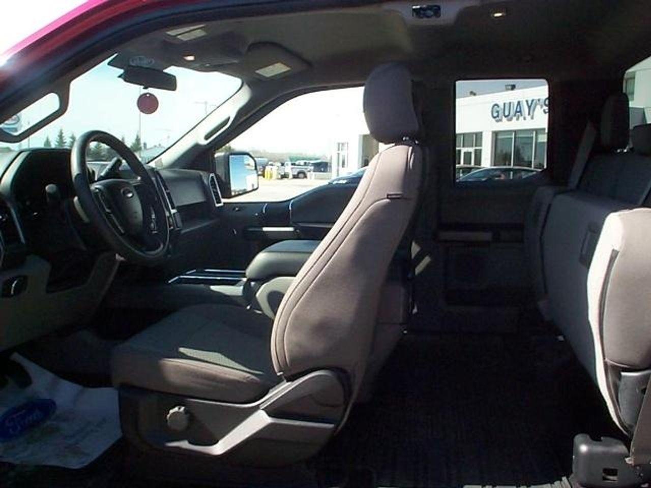 2017 Ford F-150 -4