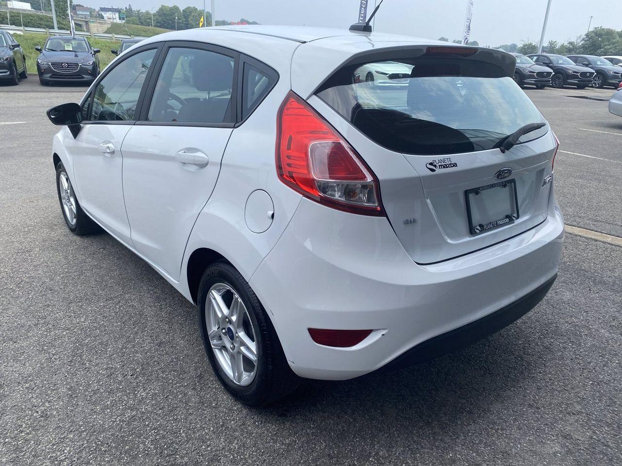 2017 Ford Fiesta SE Sport-4
