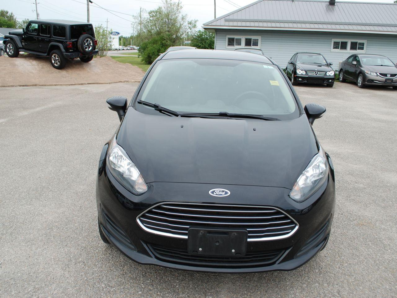 2017 Ford Fiesta SE-2