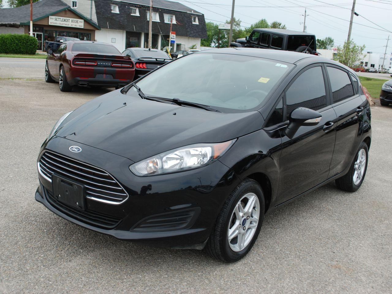 2017 Ford Fiesta SE-3