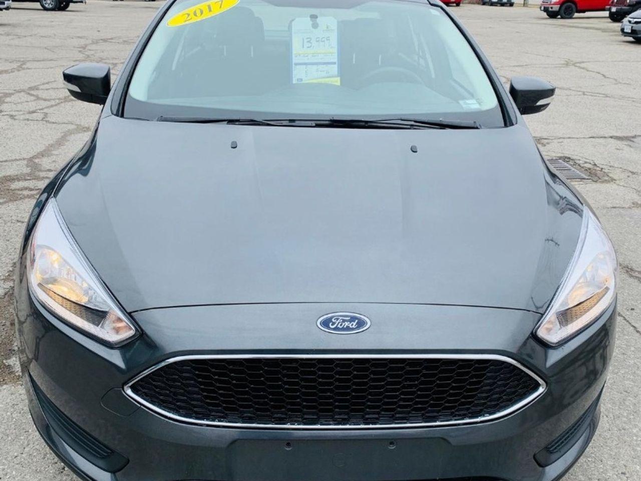 2017 Ford Focus SE-0