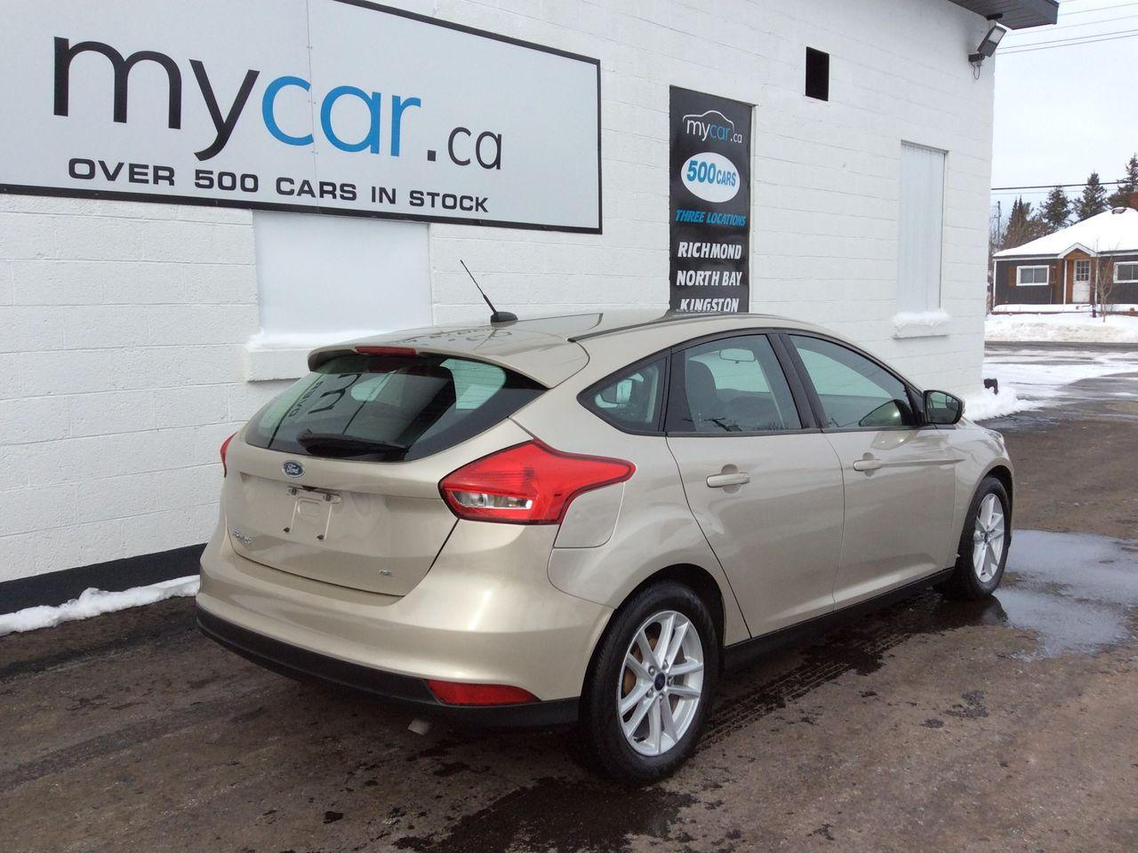 2017 Ford Focus SE-2