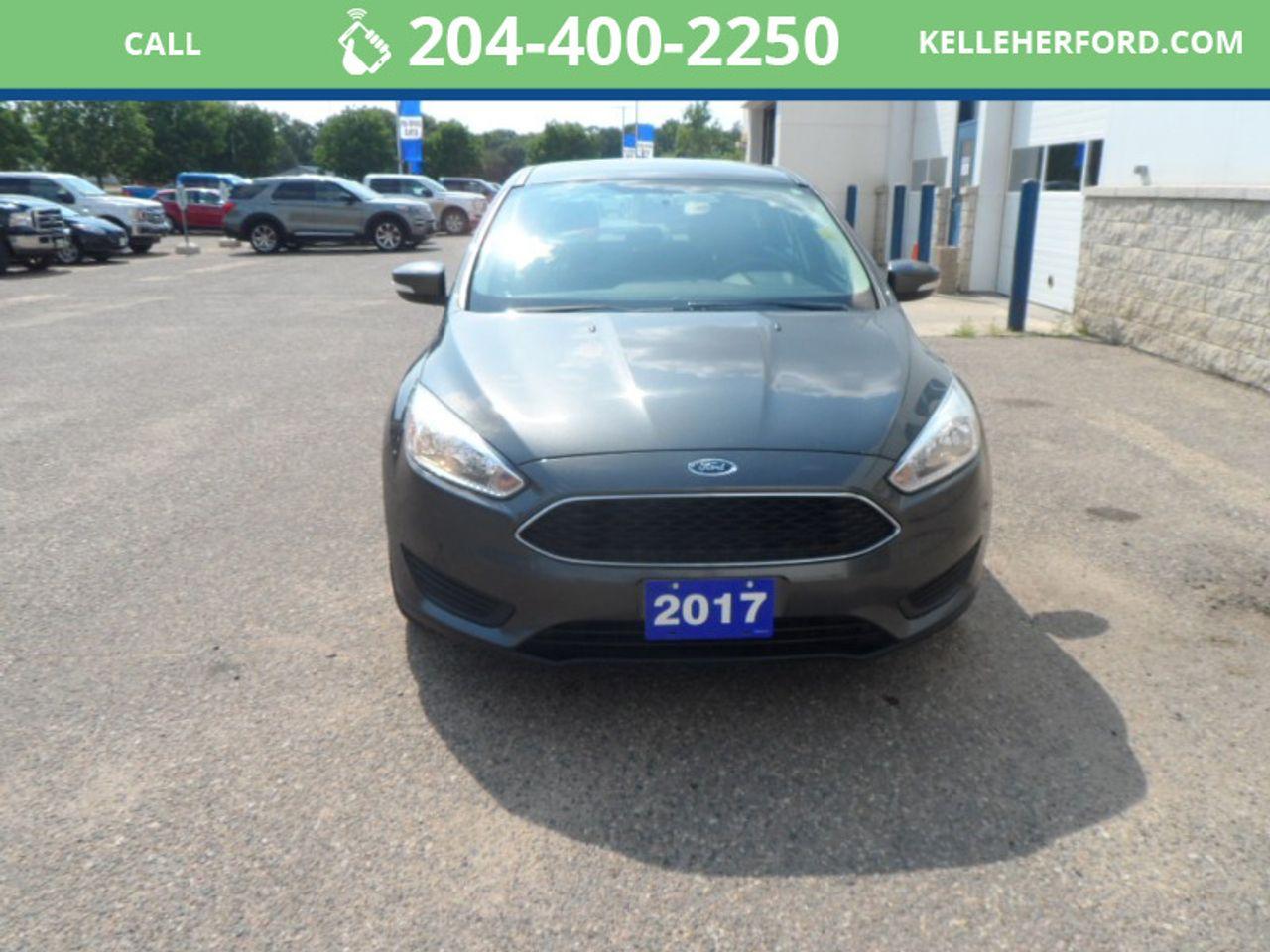 2017 Ford Focus SE-1