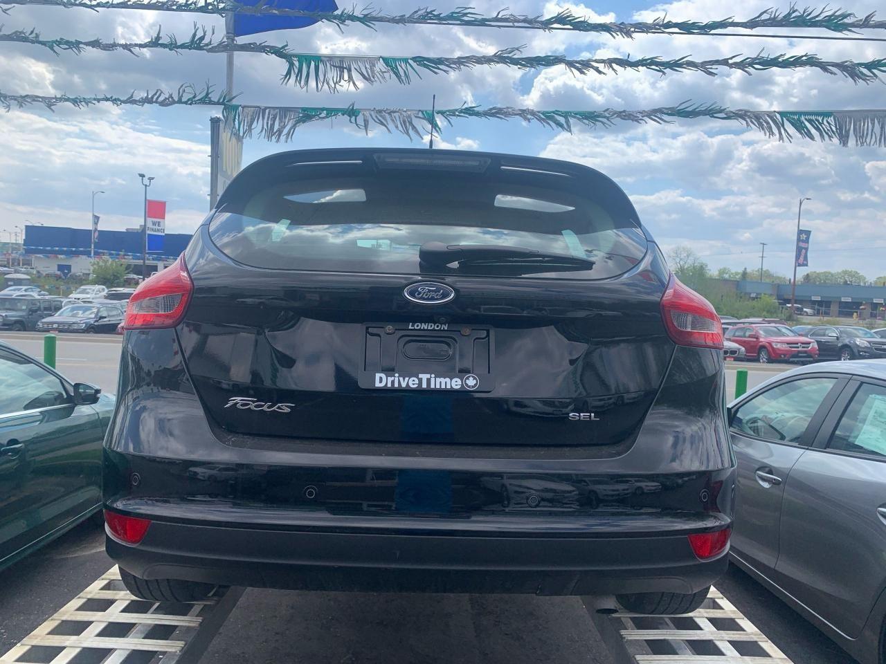 2017 Ford Focus SEL-4