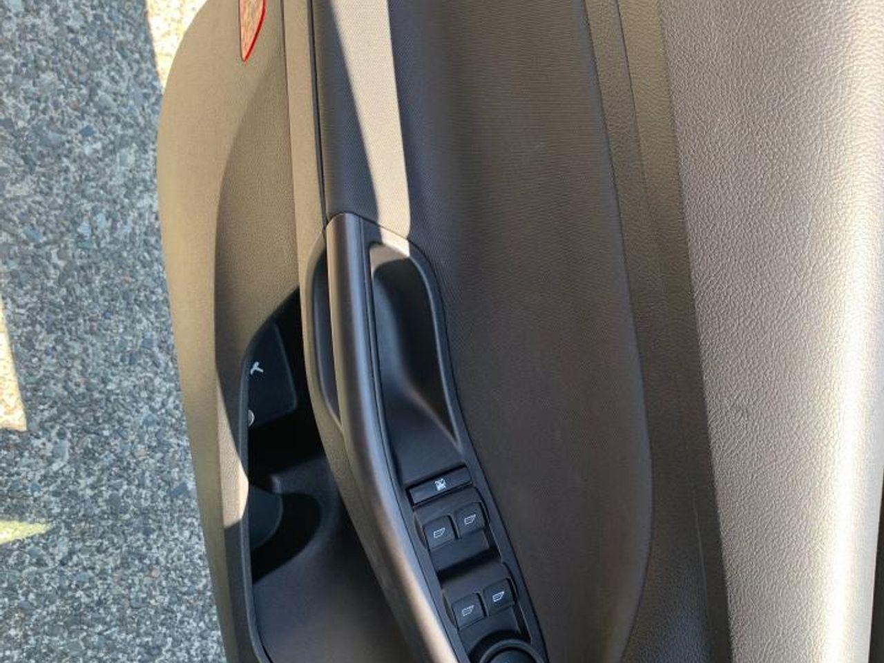 2017 Ford Focus SEL-4
