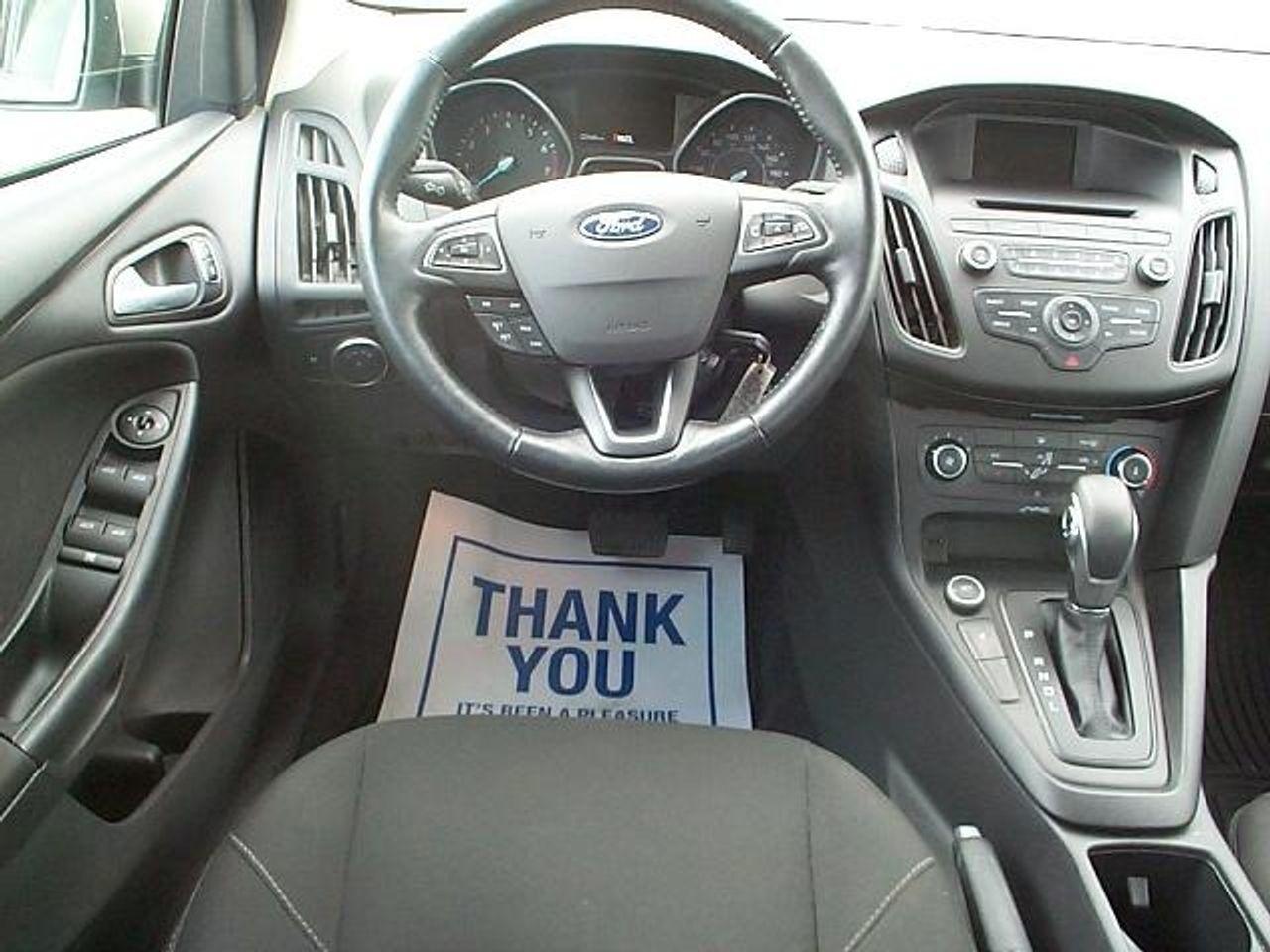 2017 Ford Focus SE-4