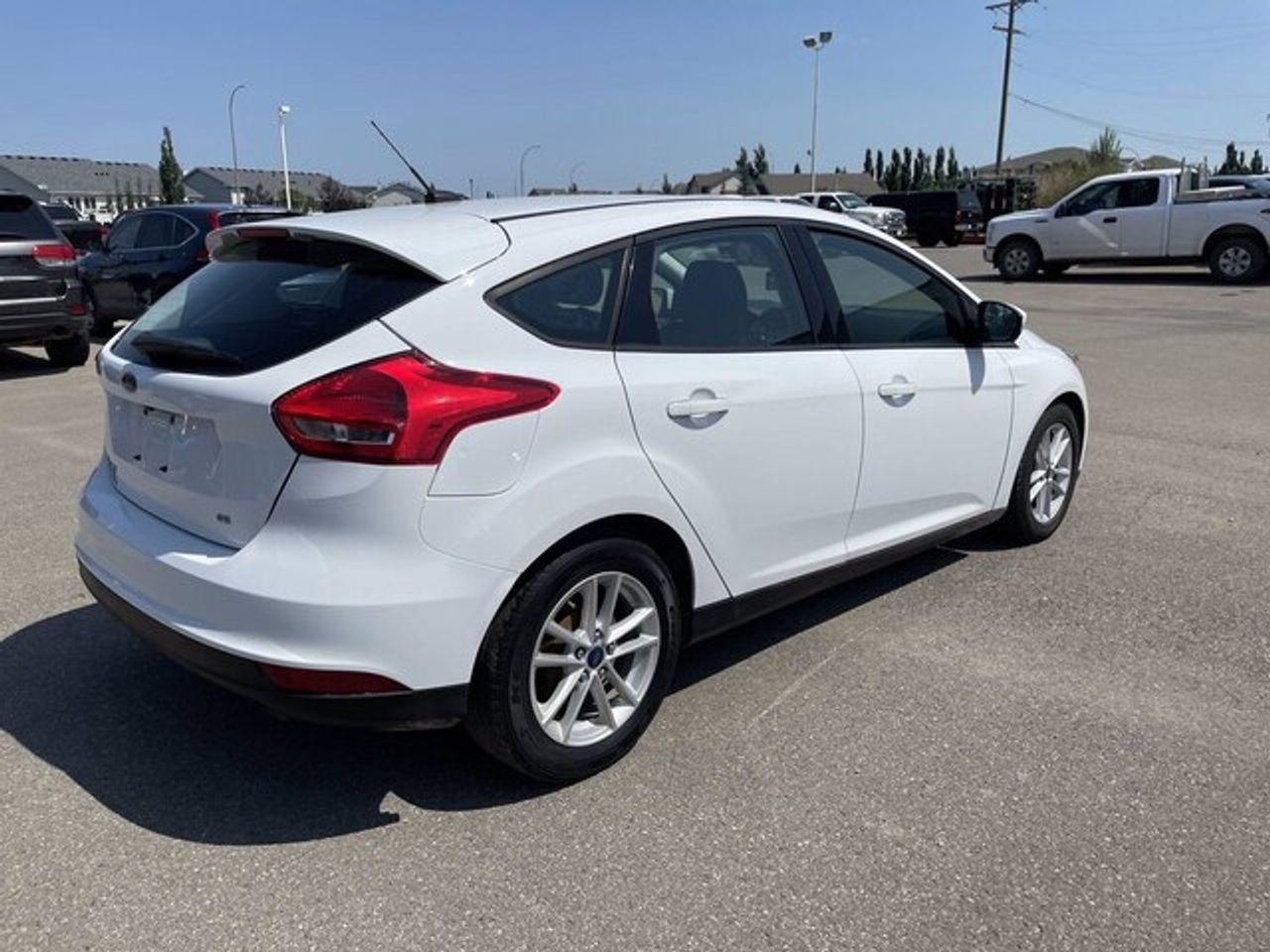 2017 Ford Focus SE-3