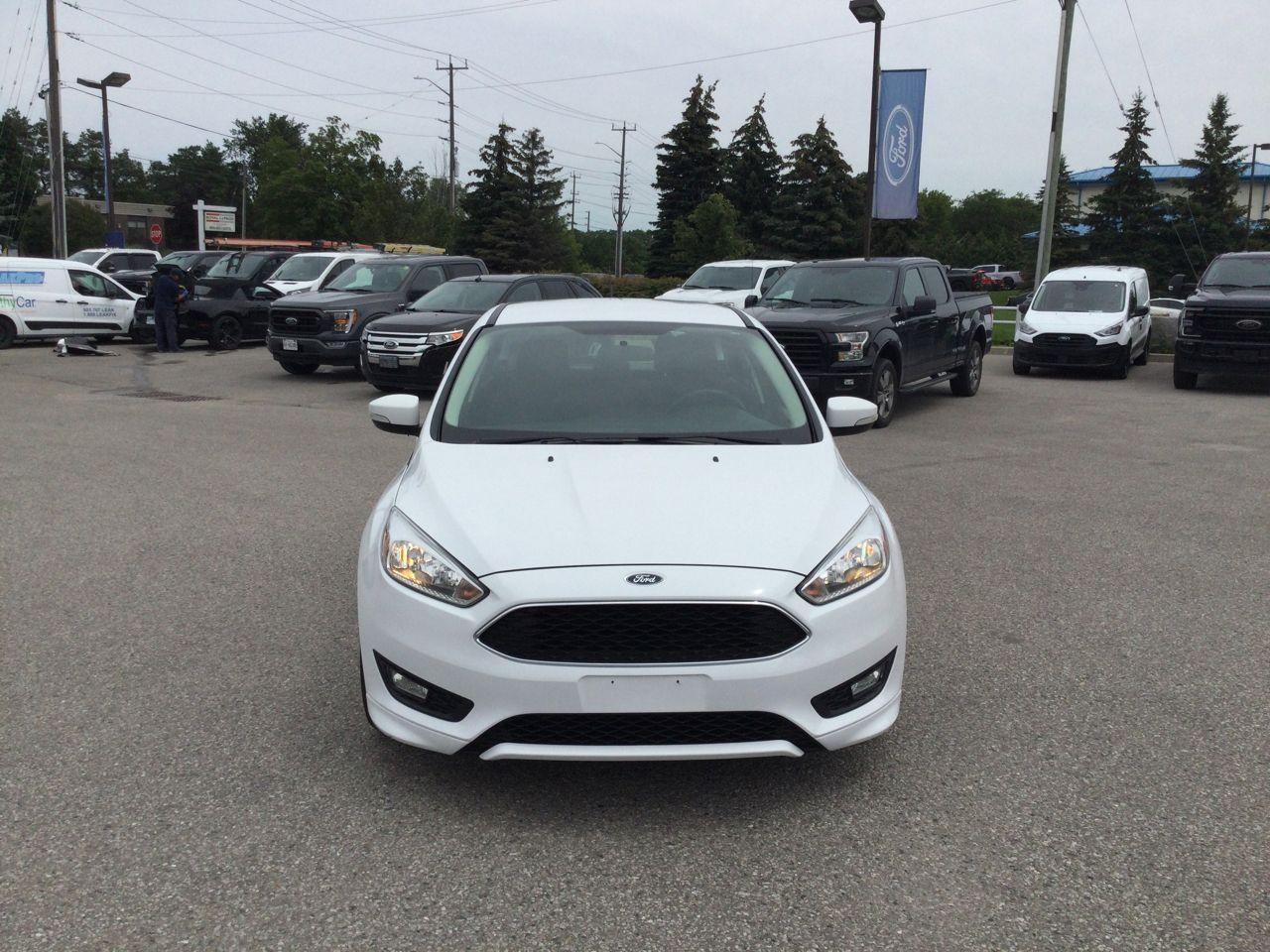 2017 Ford Focus SE-3