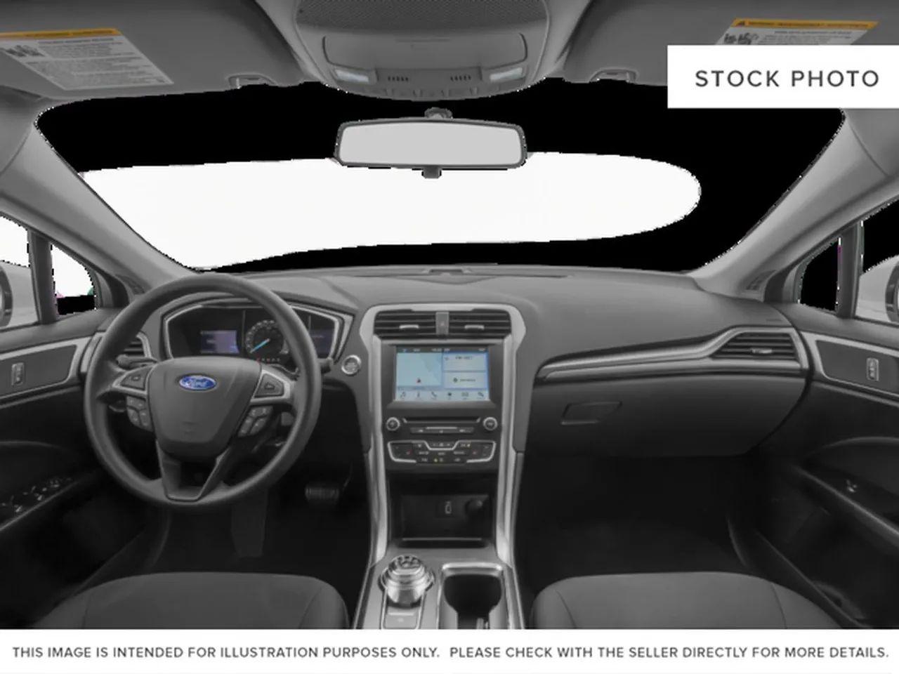 2017 Ford Fusion SE-4