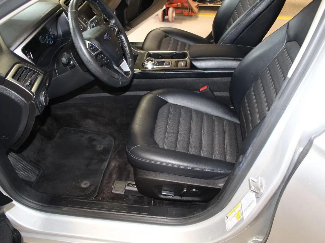 2017 Ford Fusion SE-3