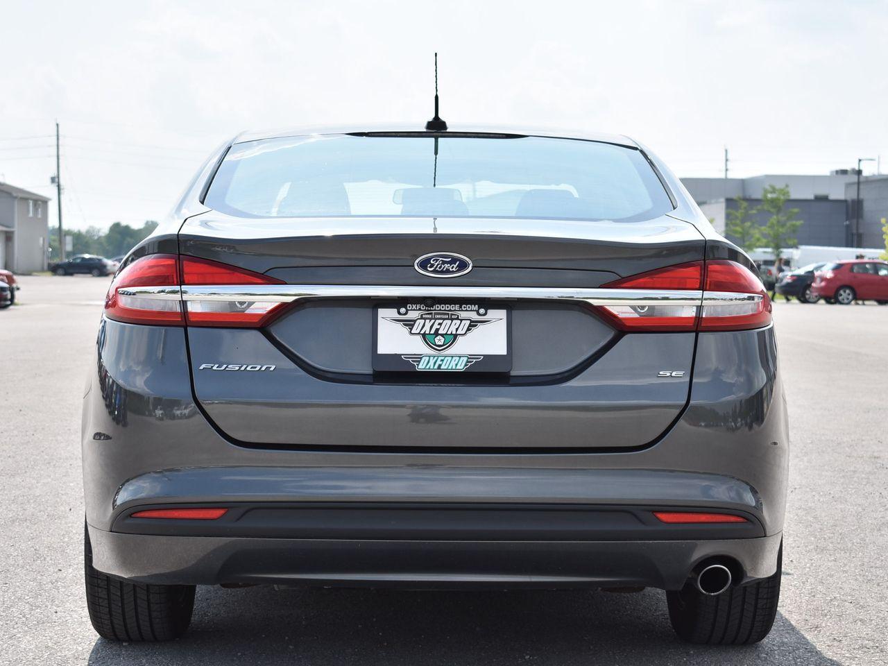 2017 Ford Fusion SE-4