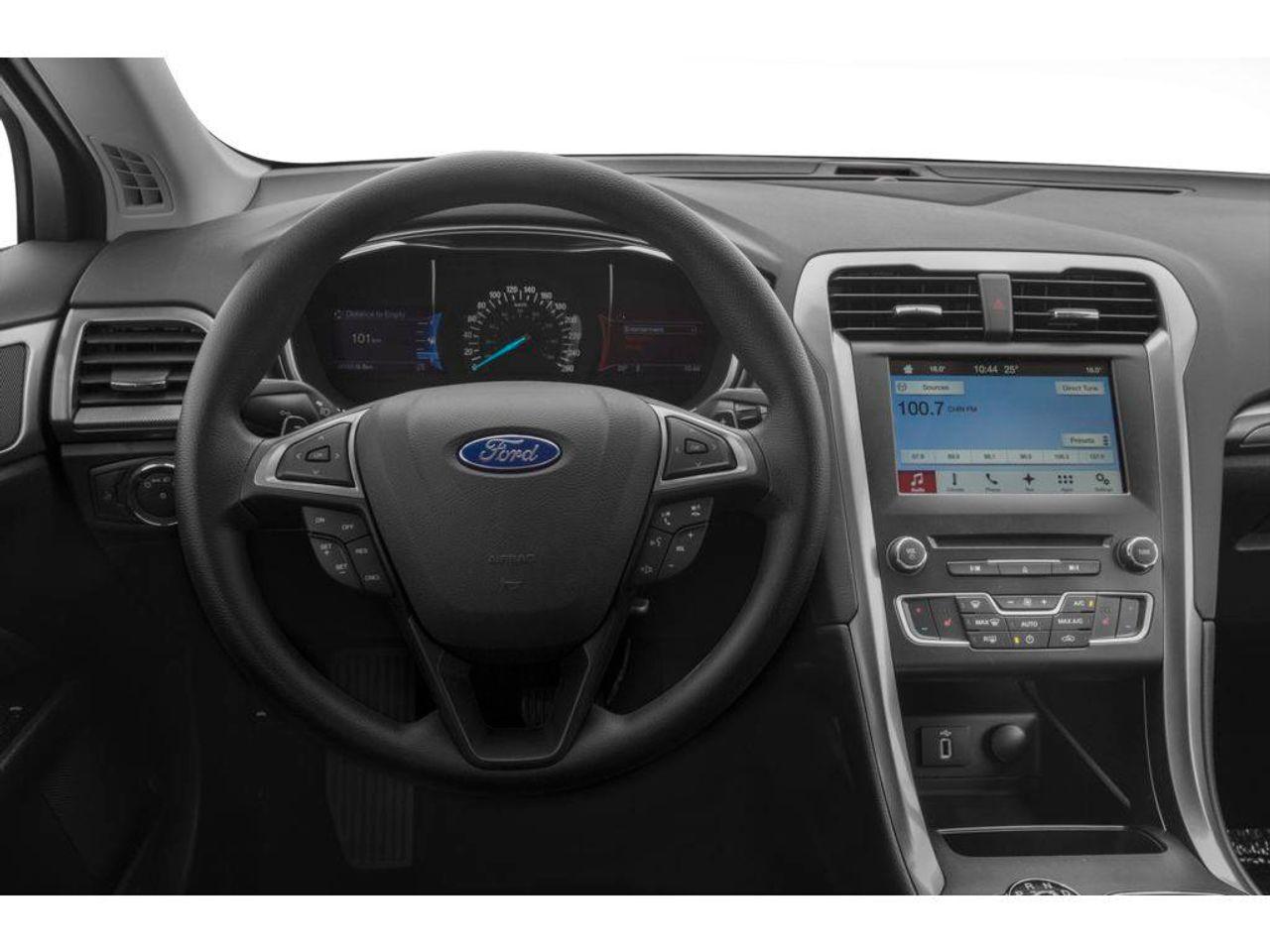 2017 Ford Fusion SE-3