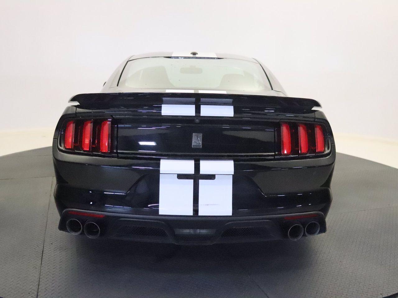 2017 Ford Shelby GT350 -3